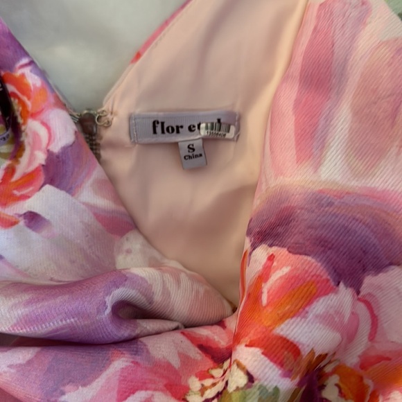 Flor ET. Al Proserpine Puff Sleeve Floral Blouse top crop women size Small - Picture 7 of 9